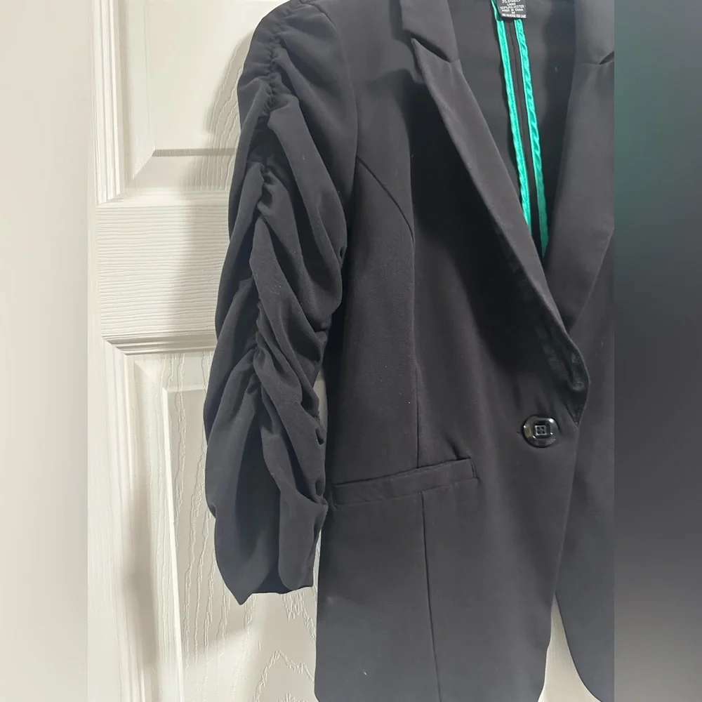 Stoosh women's black blazer 3/4 ruched sleeves stretchy fabric size M - Picture 2 of 9